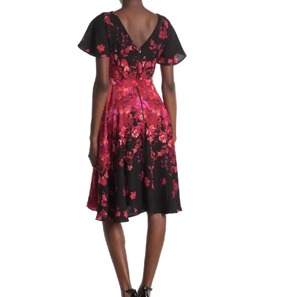 🎈Host Pick🎈 Gabby Skye Flutter Sleeve Floral Belted Crepe Dress - Picture 3 of 13